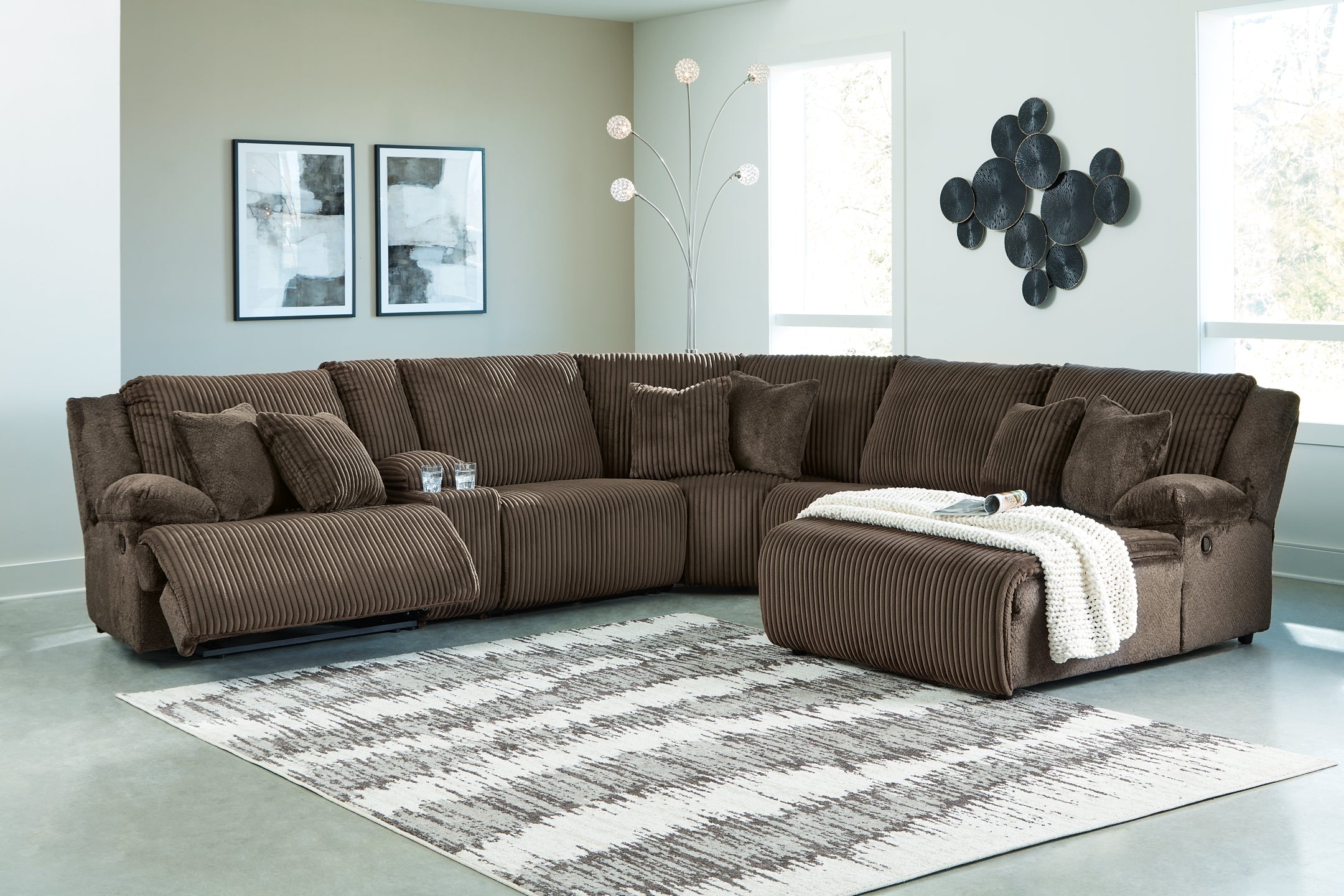 Top Tier 6-Piece Manual Reclining Modular Sectional with Chaise and Console
