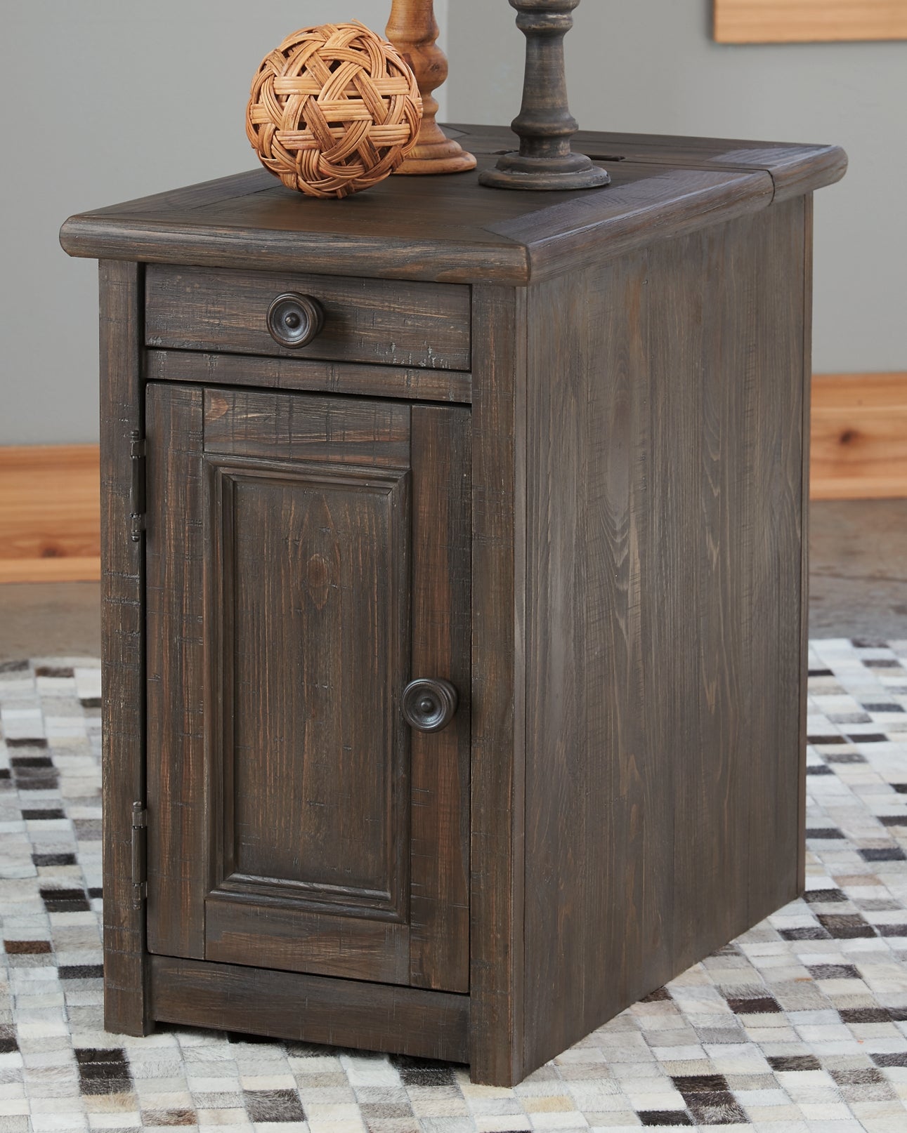 Wyndahl Chair Side End Table