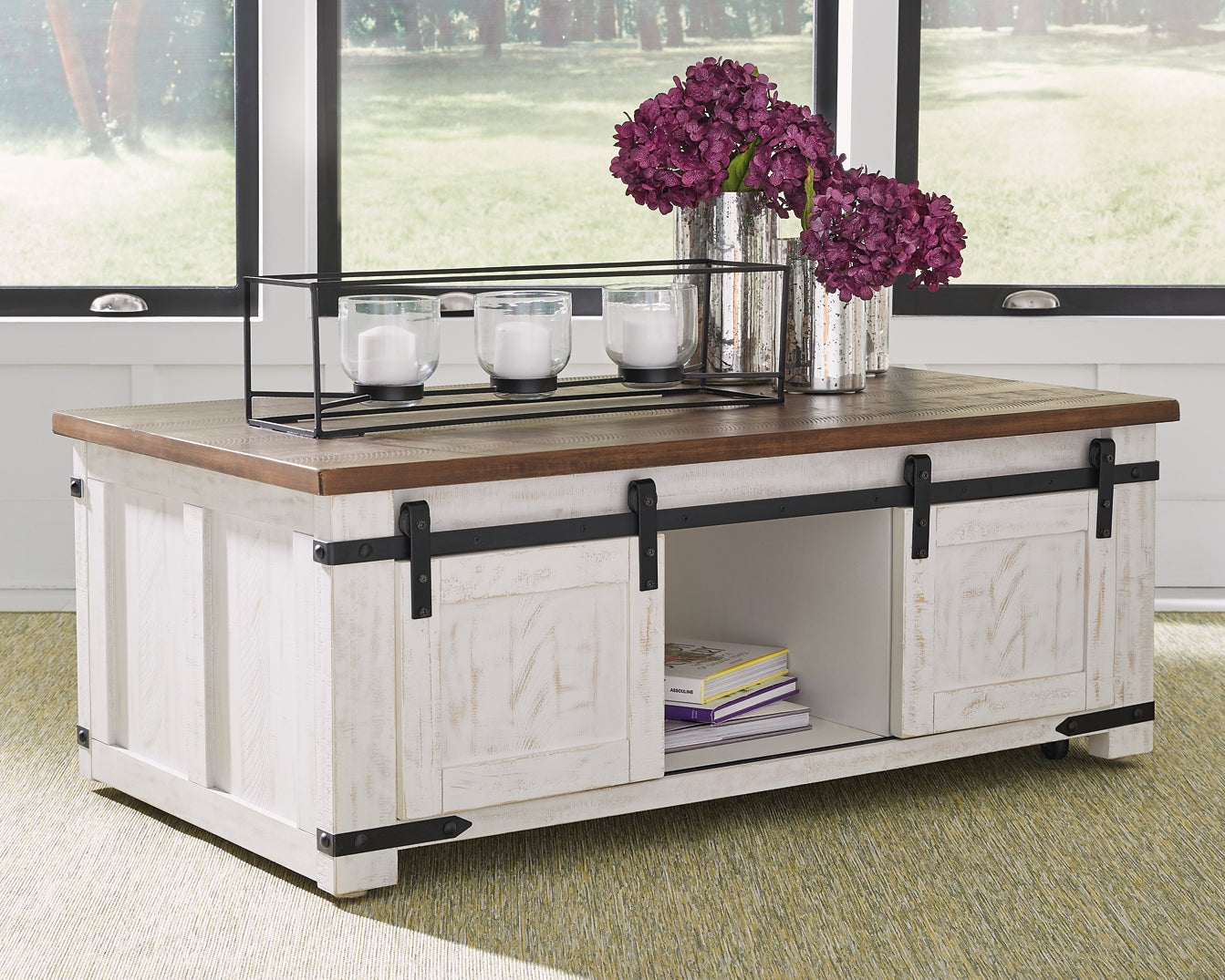 Wystfield Rectangular Cocktail Table