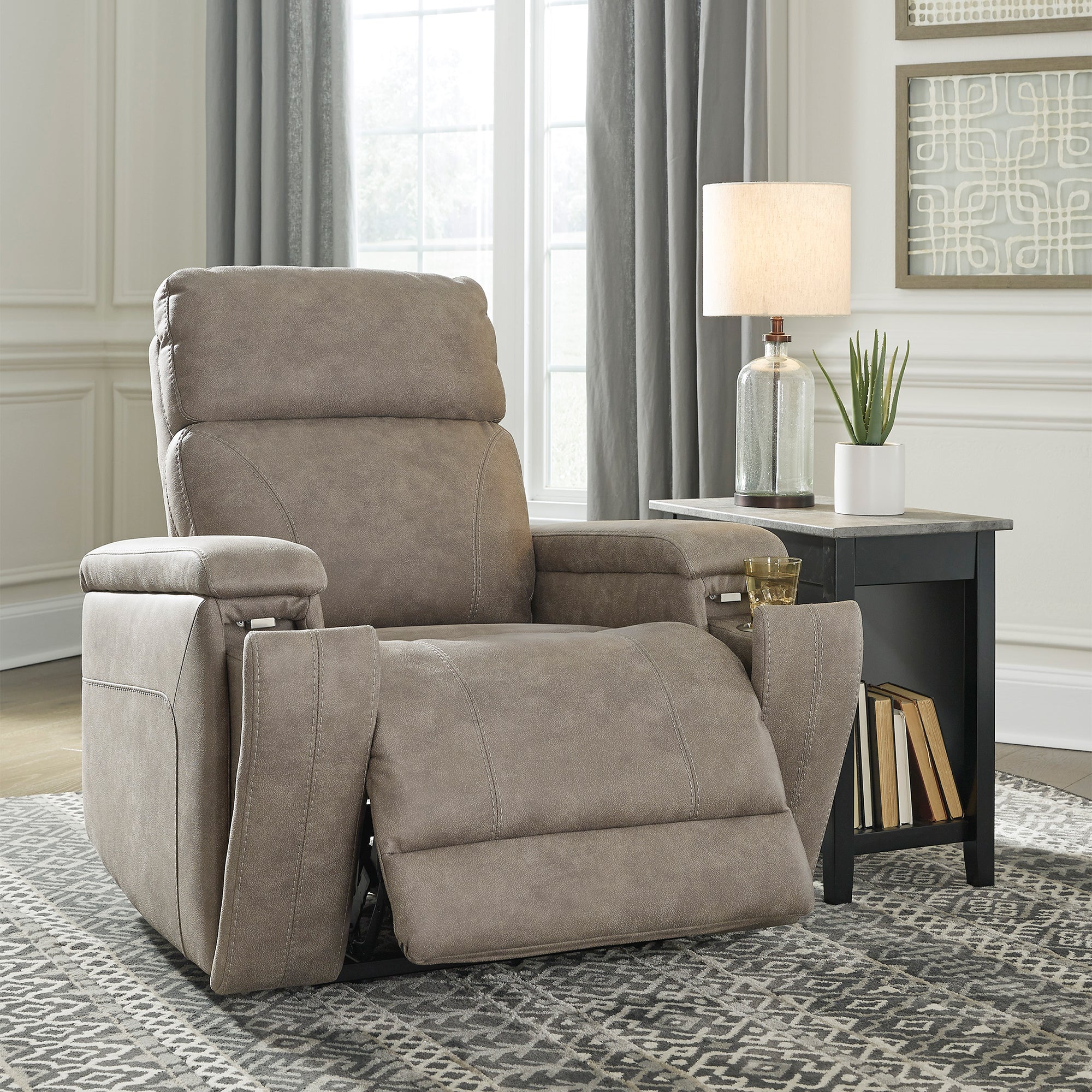 Rowlett Triple Power Recliner