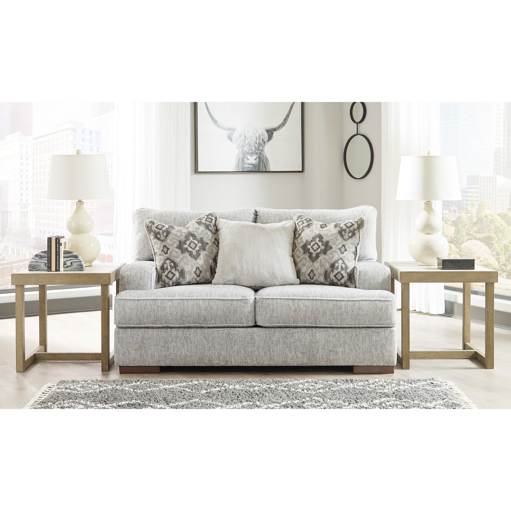 Mercado Loveseat