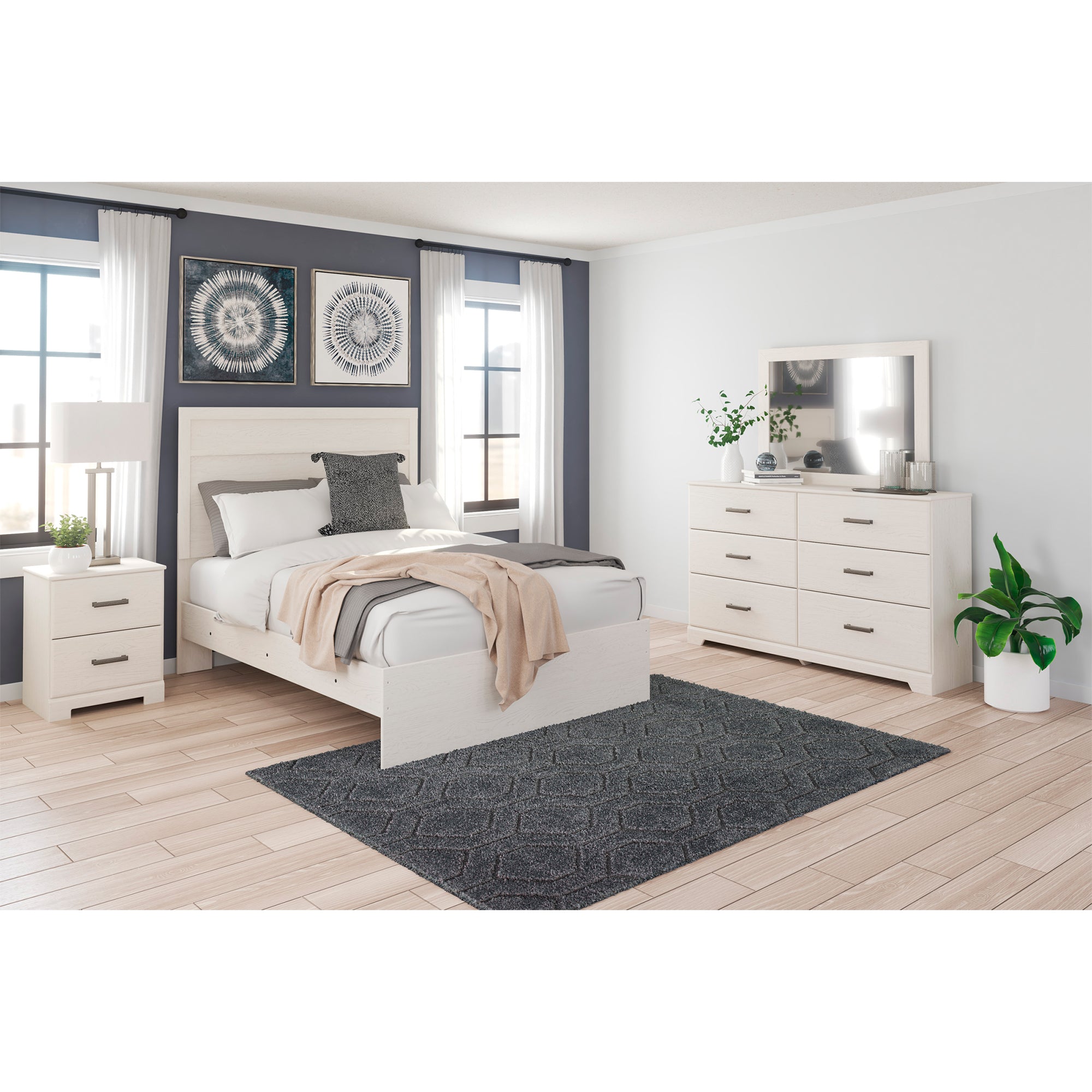 Stelsie Dresser