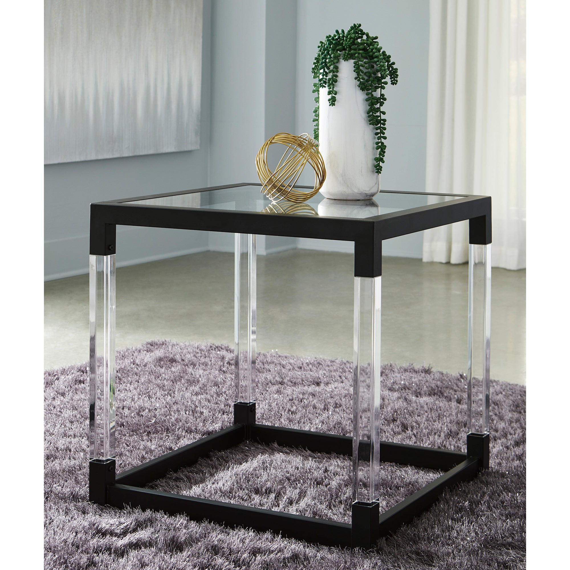 Nallynx End Table