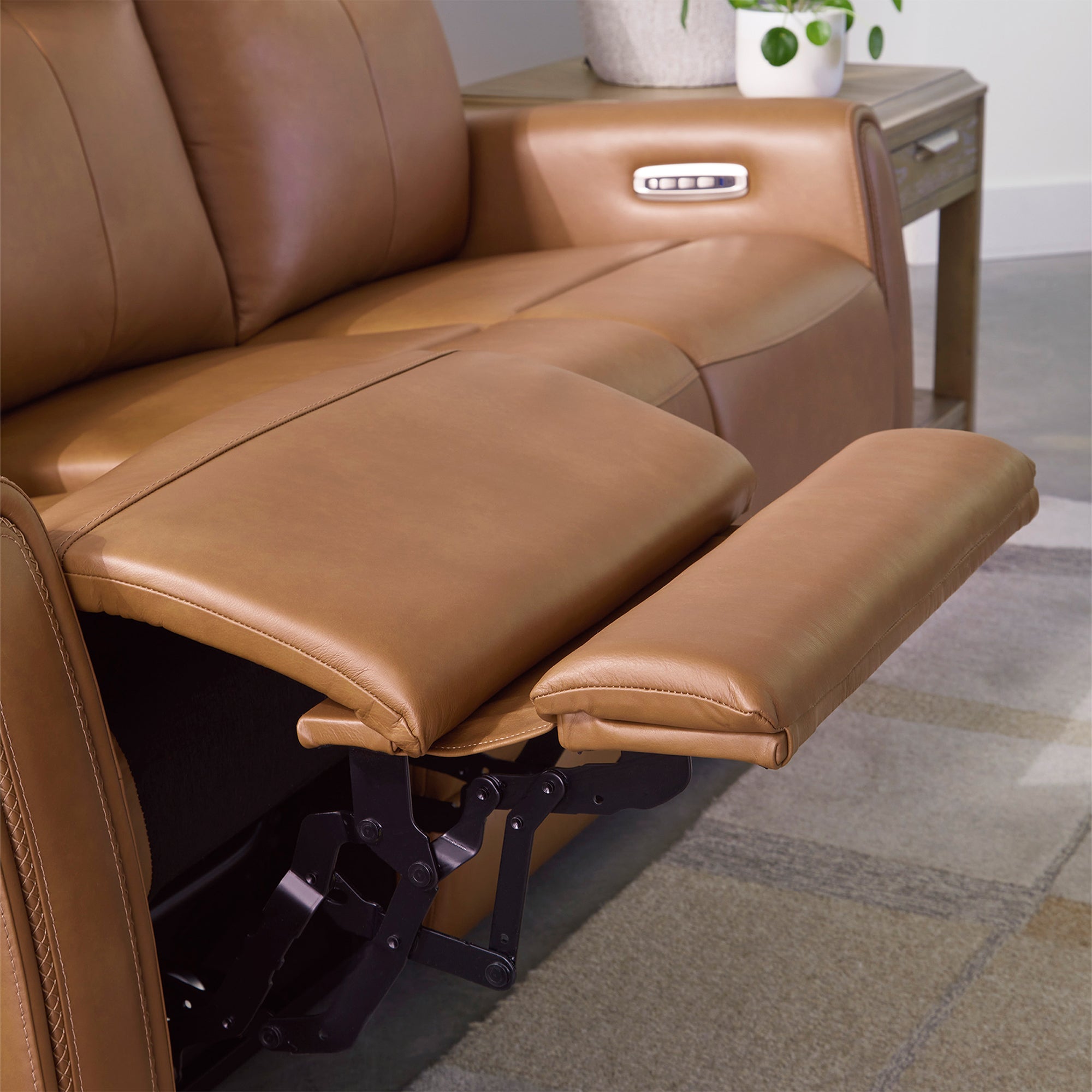 Tryanny Triple Power Leather Reclining Loveseat