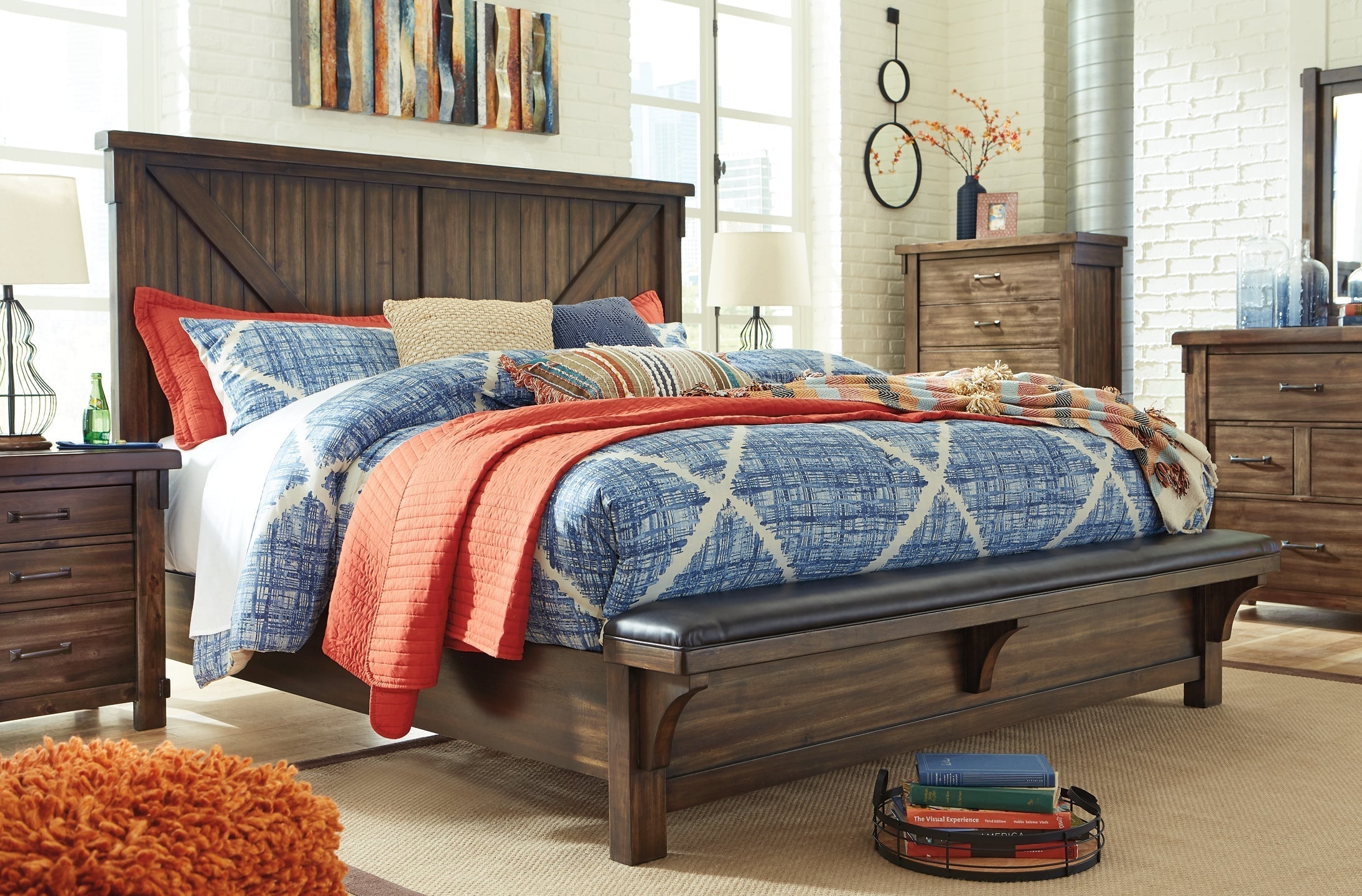 Lakeleigh King Panel Bed