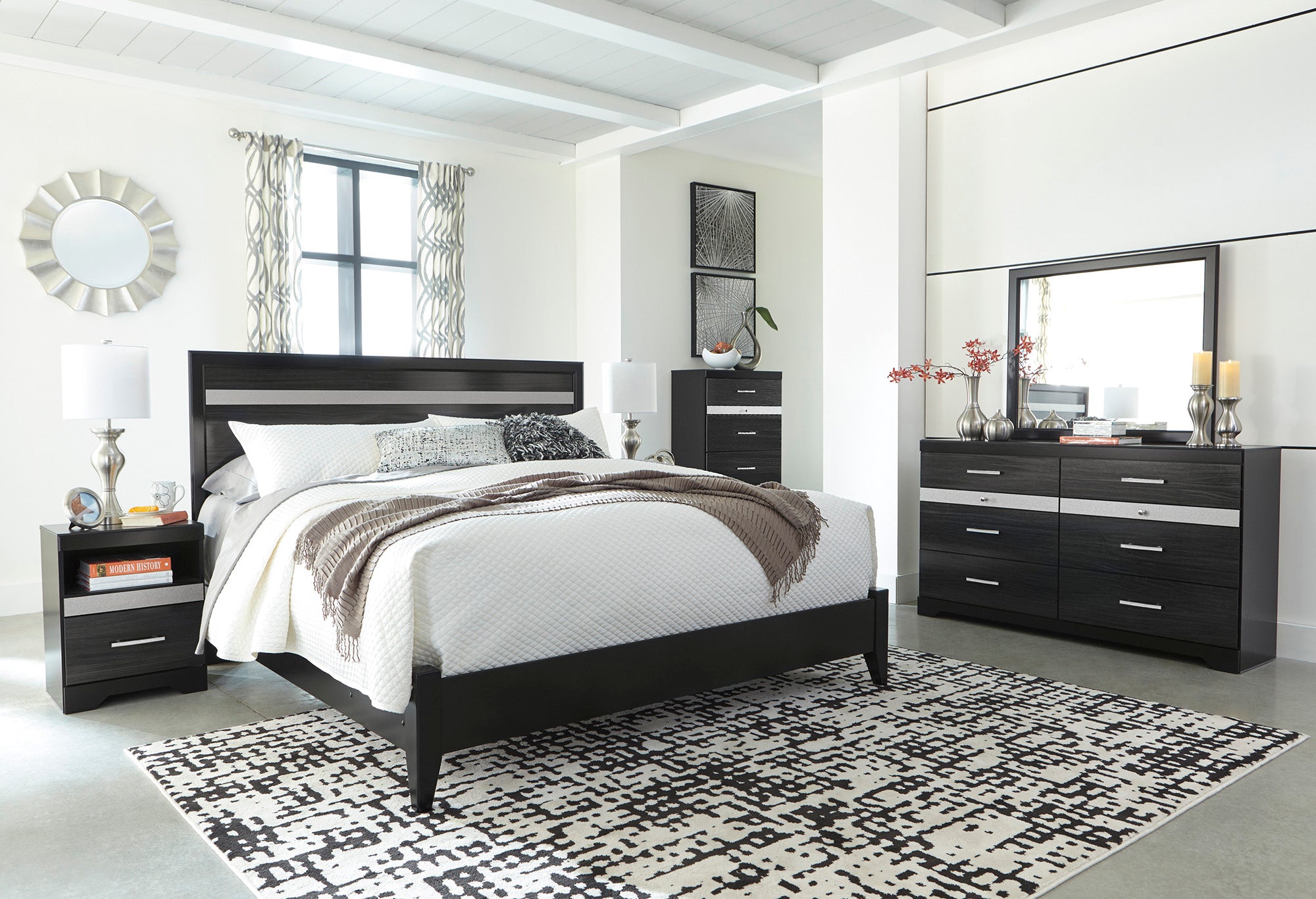 Starberry King Panel Bed with Mirrored Dresser