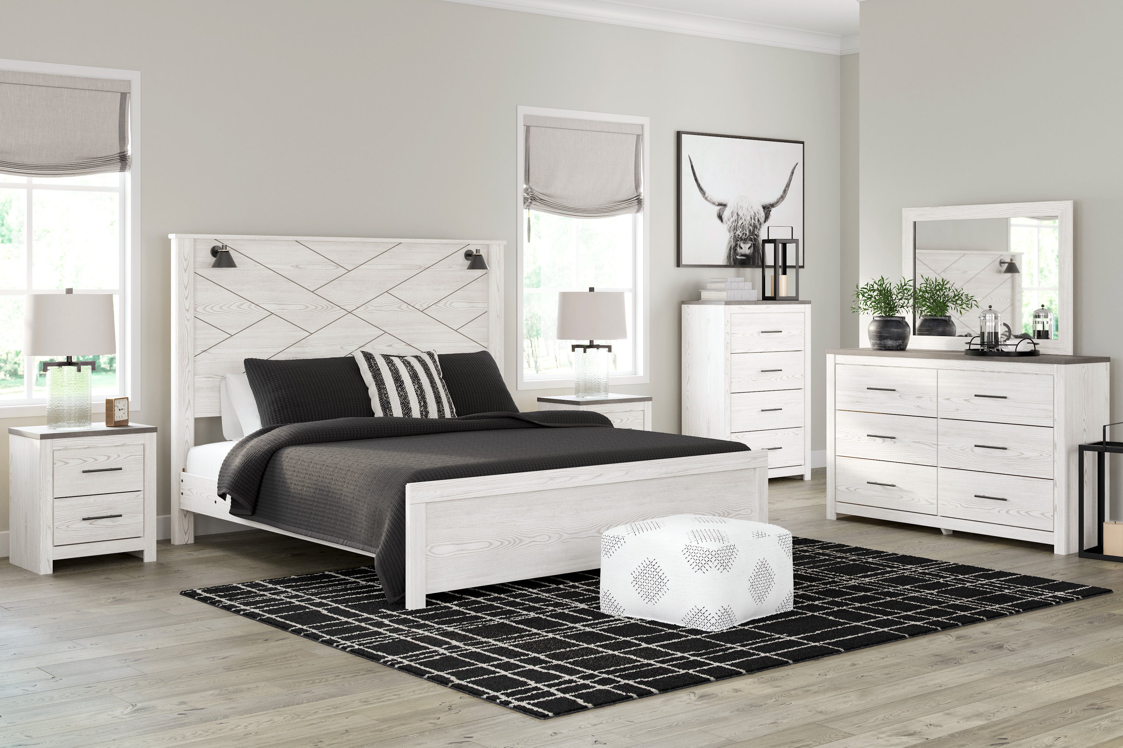 Gerridan King Panel Bed with Mirrored Dresser
