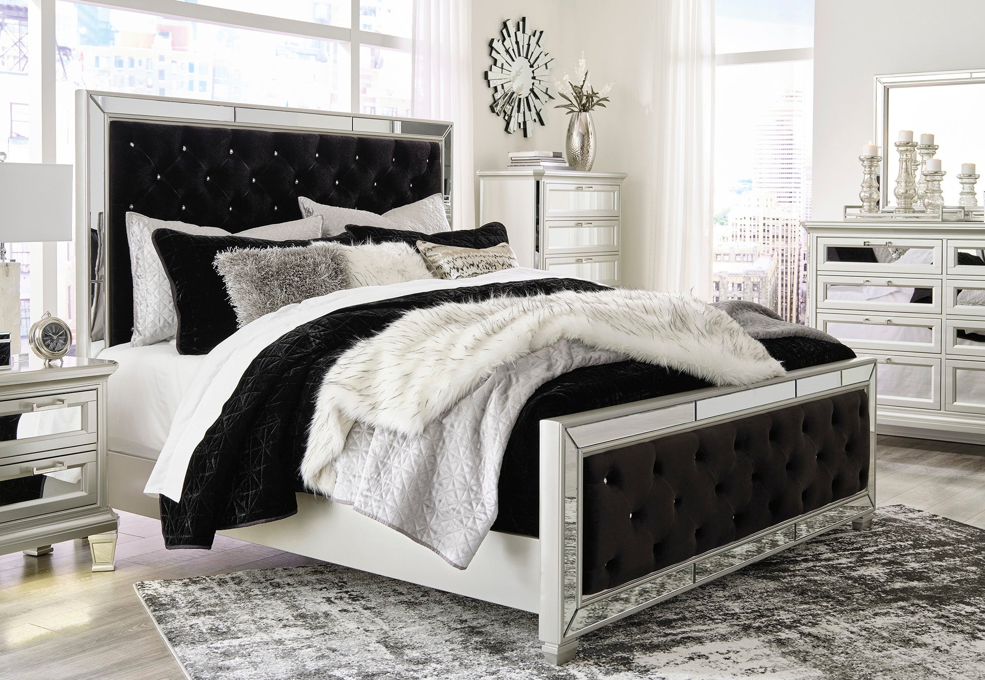 Lindenfield Queen Panel Bed with Mirrored Dresser