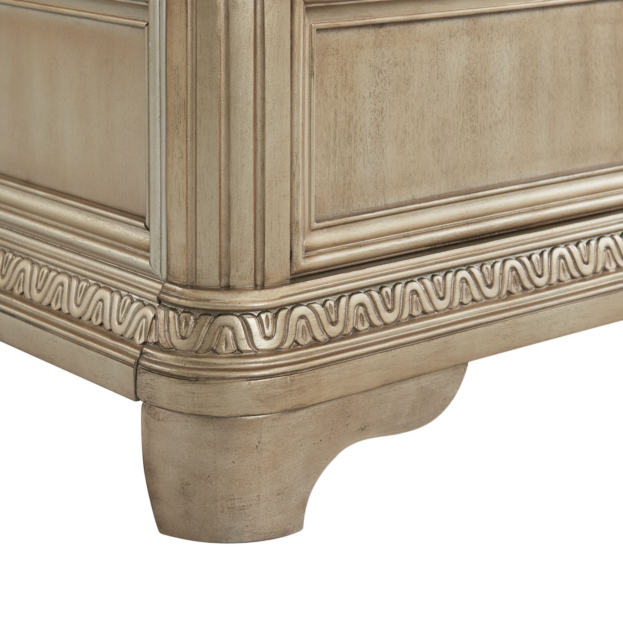 Vincenza Chest of Drawers