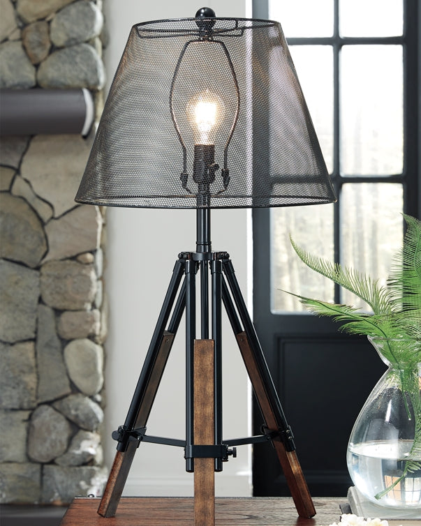 Leolyn Metal Table Lamp