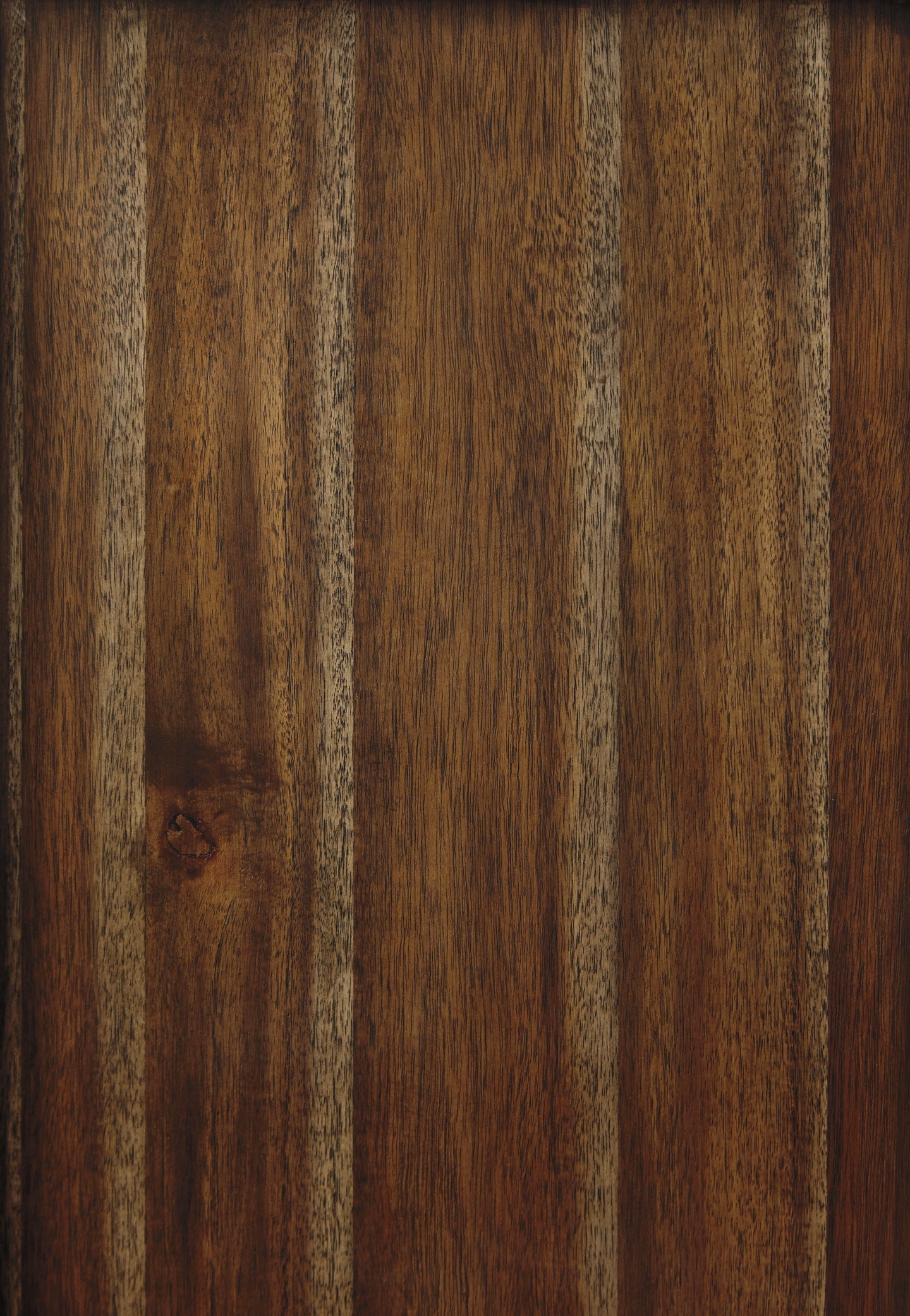 Flynnter Five Drawer Chest