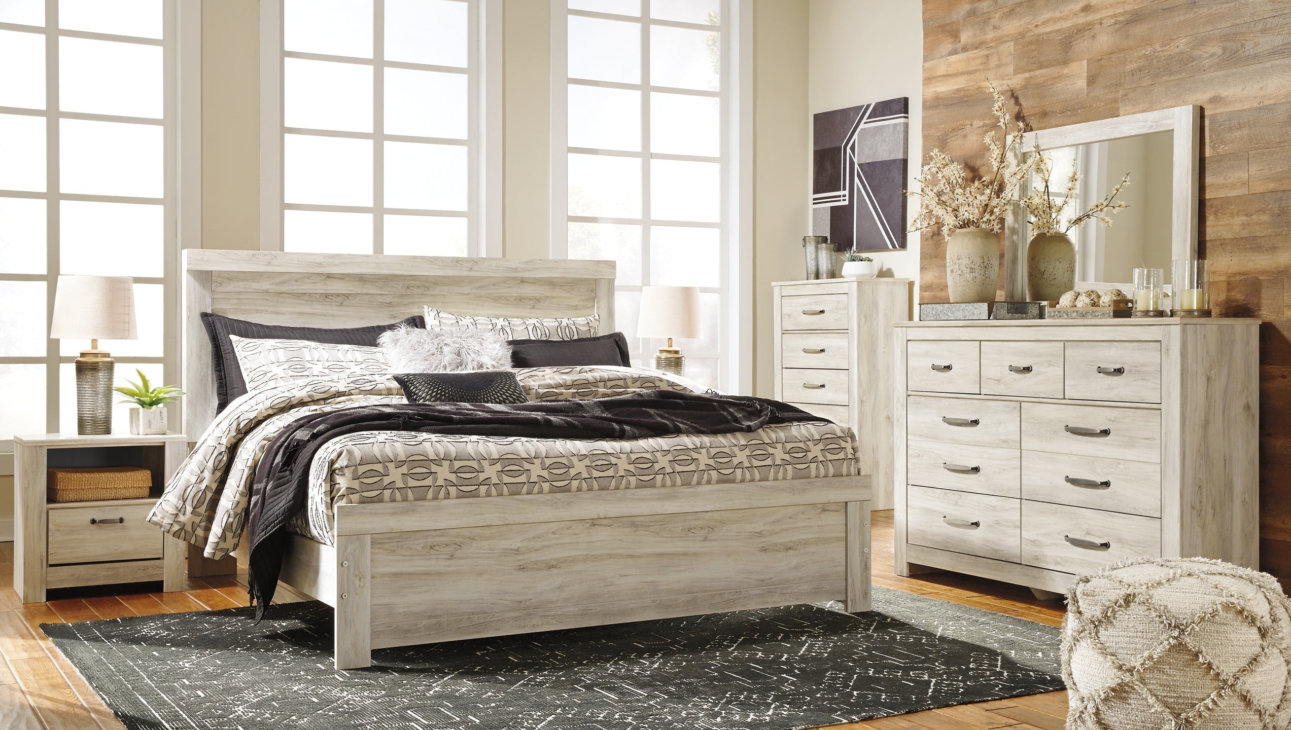 Bellaby King Panel Bed