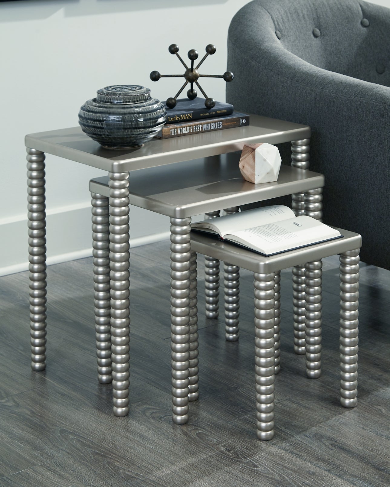 Caitworth Accent Table Set (3/CN)