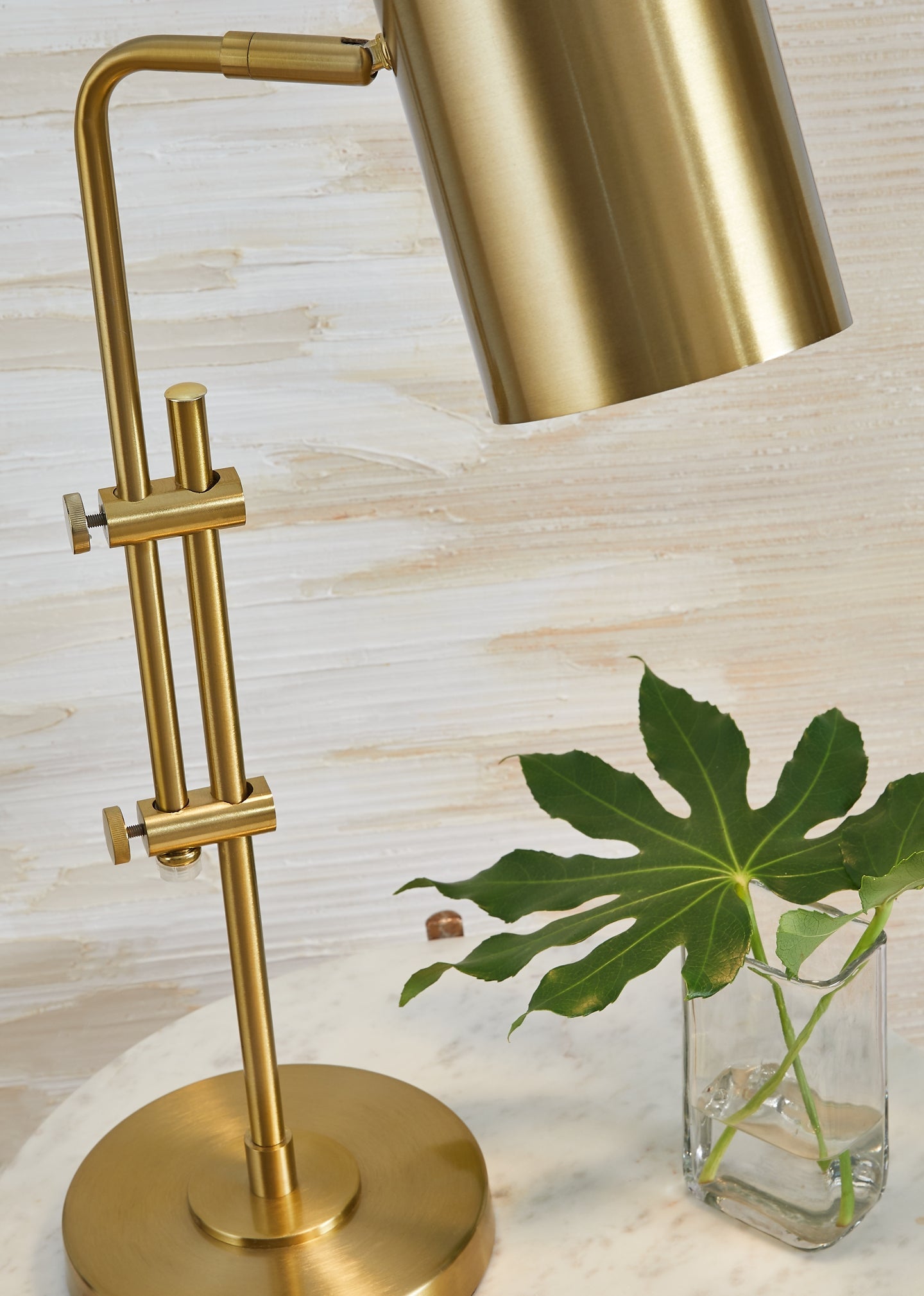 Baronvale Metal Desk Lamp (1/CN)