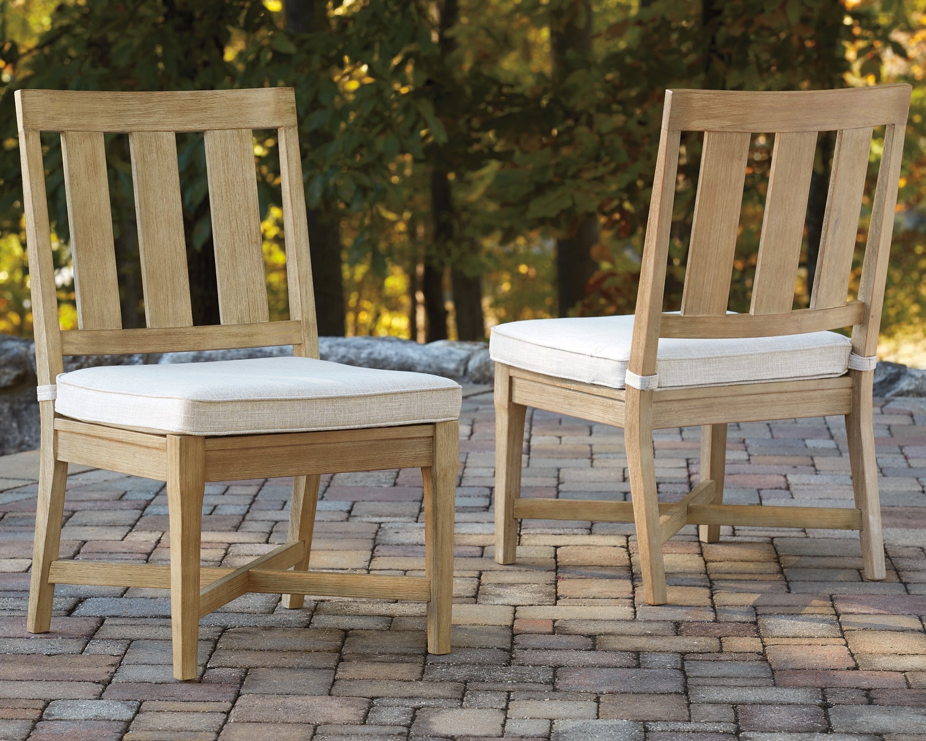 Clare View Outdoor Dining Table and 4 Chairs