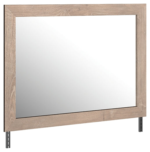 Senniberg Dresser and Mirror