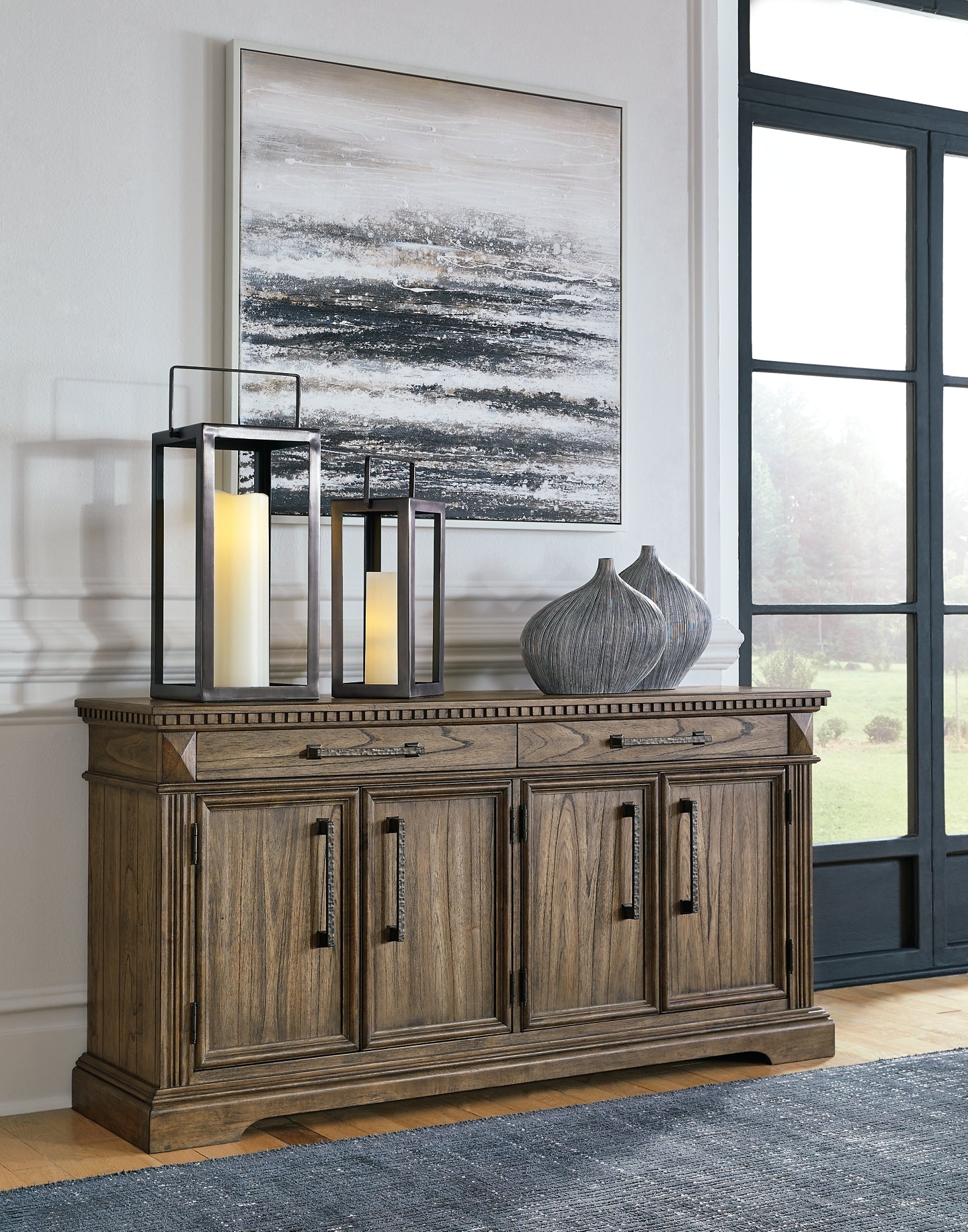 Markenburg Dining Room Server