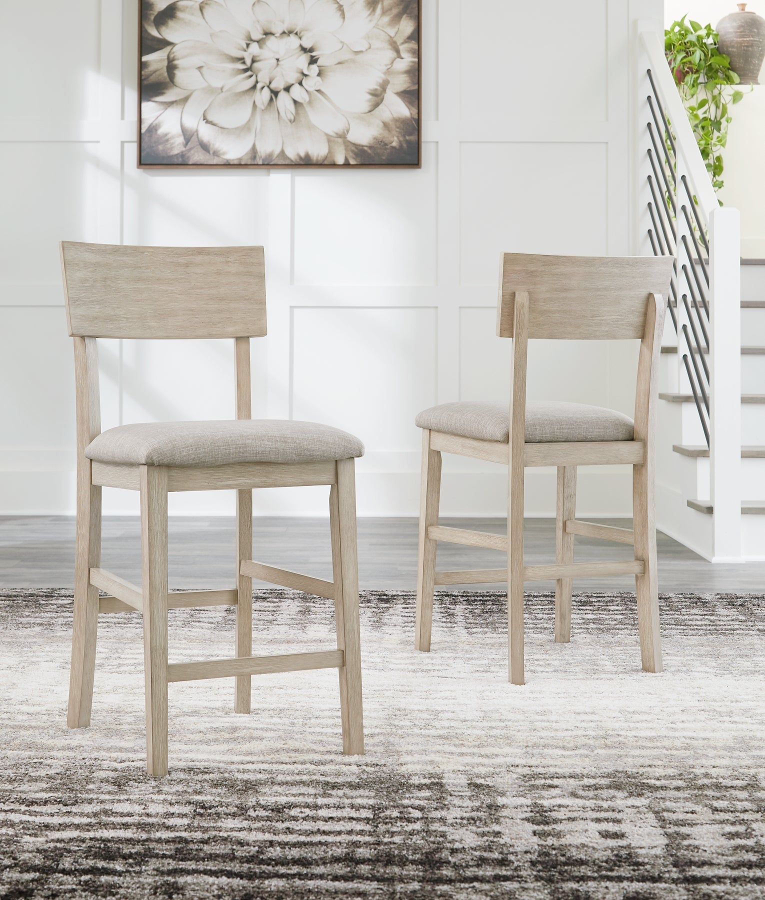 Waylowe Counter Height Bar Stool (Set of 2)