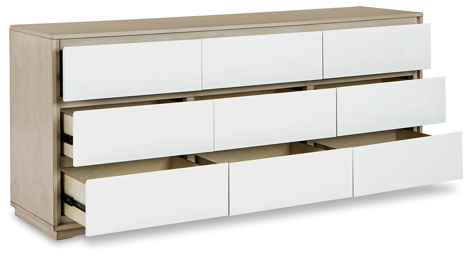 Wendora Dresser