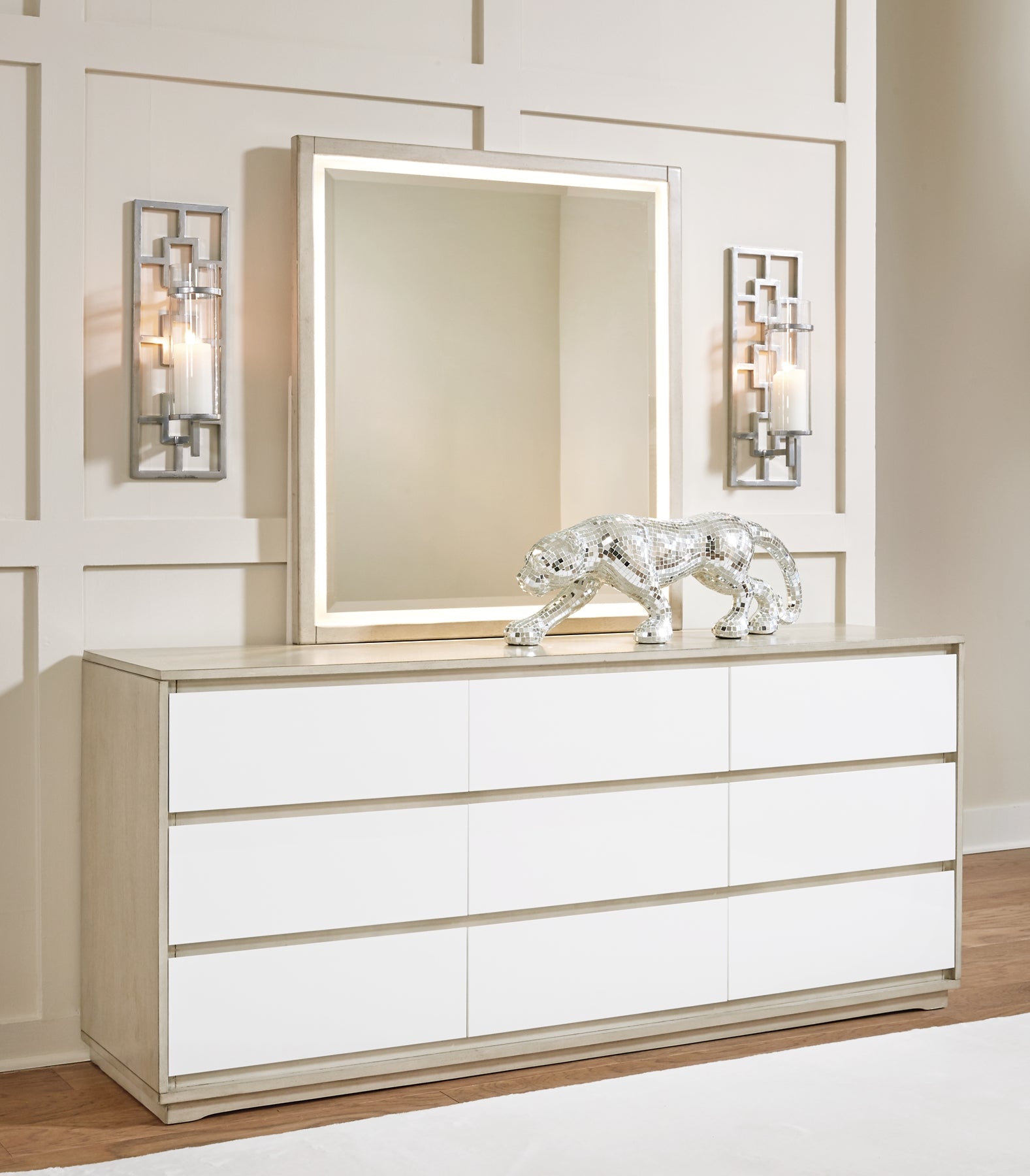 Wendora King Upholstered Bed with Mirrored Dresser and 2 Nightstands