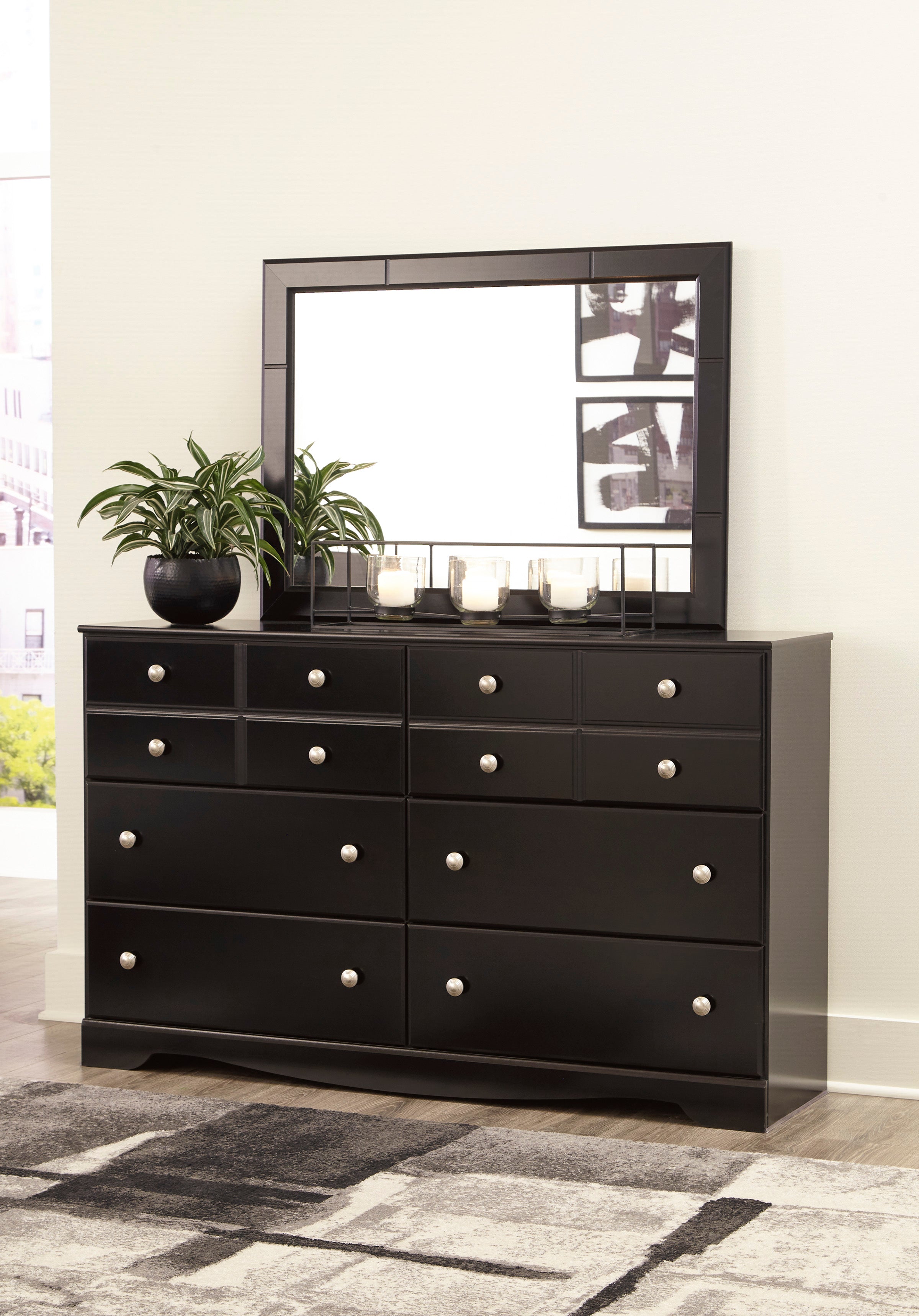 Mirlotown King Poster Bed with Mirrored Dresser